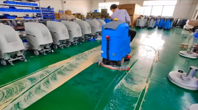 崇明2023年还在用人工的物业保洁不妨试试洗地机吧