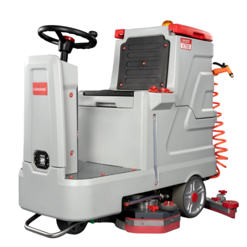 崇明坦洁全自动驾驶式洗地机X700